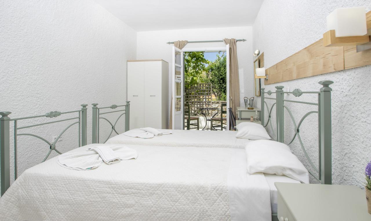 Syros Inn Galissas Eksteriør billede